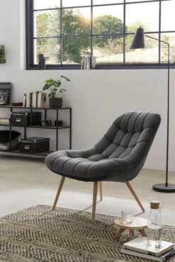 SalesFever Loungesessel Mit XXL-Sitzfläche | Bezug Stoff In Samt-Optik | Gestell Metall In Holzoptik | üppige Steppung | B 76 X T 87 X H 86cm | Grau -SalesFever 0c76a686 537e 4019 b202 9dbf4f91f7d1