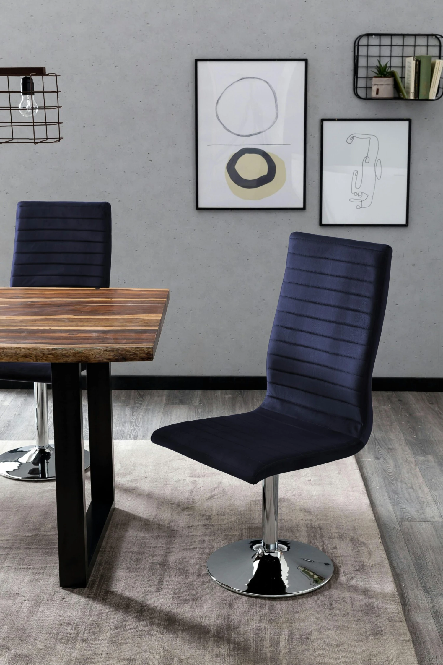 SalesFever Esszimmerstuhl 4er Set | Stoffbezug In Samt-Optik | Gestell Metall Chrom-Optik | 360 Grad Drehbar | B 45 X T 61 X H 108 Cm | Blau 8 SalesFever Esszimmerstuhl 4er Set | Stoffbezug In Samt-Optik | Gestell Metall Chrom-Optik | 360 Grad Drehbar | B 45 X T 61 X H 108 Cm | Blau – Bild 6