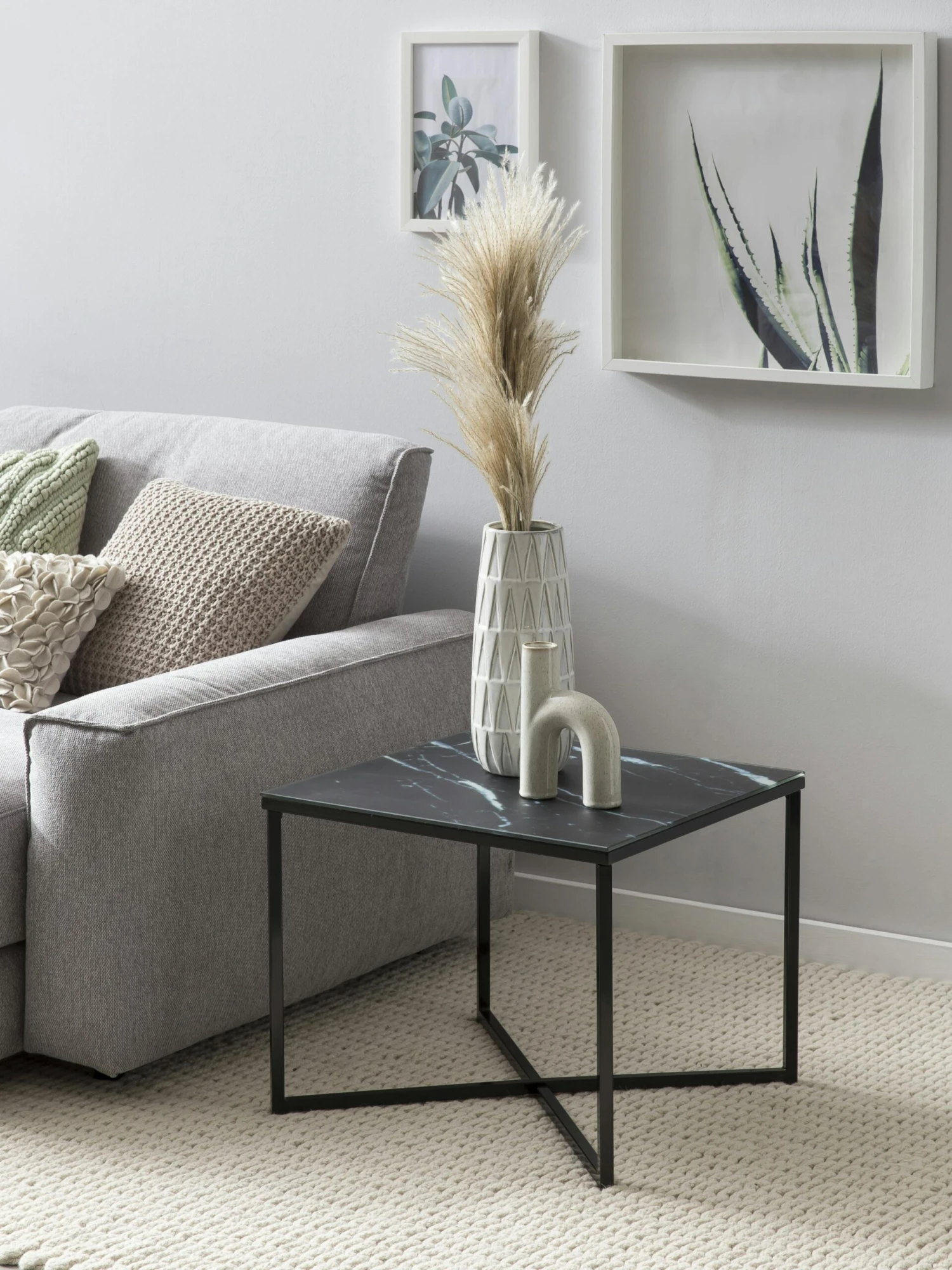 SalesFever Beistelltisch Quadratisch | Glasplatte Foliert In Marmor-Optik | Gestell Metall | B 50 X T 50 X H 42 Cm | Schwarz 8 SalesFever Beistelltisch Quadratisch | Glasplatte Foliert In Marmor-Optik | Gestell Metall | B 50 X T 50 X H 42 Cm | Schwarz – Bild 6