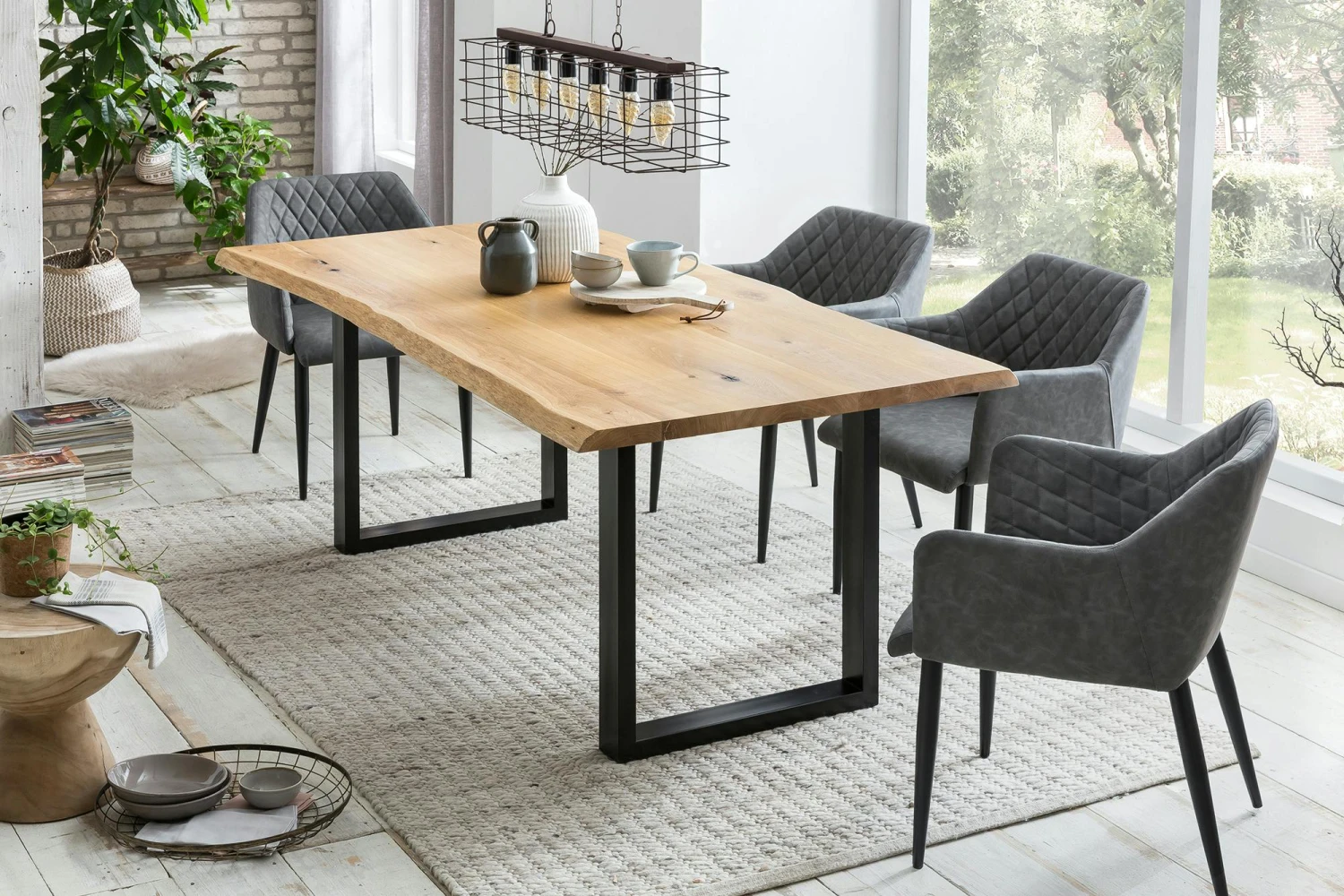 SalesFever Esstisch Baumkante | 240 X 100 Cm | Tischplatte Eichenholz Massiv | Gestell Metall Schwarz | B 240 X T 100 X H 75 Cm | Natur 8 SalesFever Esstisch Baumkante | 240 X 100 Cm | Tischplatte Eichenholz Massiv | Gestell Metall Schwarz | B 240 X T 100 X H 75 Cm | Natur – Bild 6