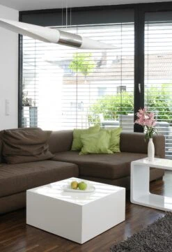 SalesFever Couchtisch Quadratisch | Hochglanz Lackiert | MDF-Holz | B 100 X T 100 X H 45 Cm | Weiß Mit Schwarzglas Element -SalesFever 78472f56 13ae 4a4c a958 c803e88657ca 7