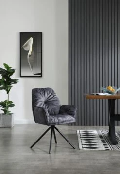 SalesFever Armlehnstuhl Mit 360 Grad Drehfunktion | Bezug Vintage Samtvelours | Gestell Metall | B 61 X T 59 X H 90 Cm | Schwarz 14 SalesFever Armlehnstuhl Mit 360 Grad Drehfunktion | Bezug Vintage Samtvelours | Gestell Metall | B 61 X T 59 X H 90 Cm | Schwarz -SalesFever 886ee0fb 2471 4986 a0fb 0c4b6a4fb53f