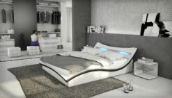 SalesFever Polsterbett 140 X 200 Cm | LED-Beleuchtung | Bezug Kunstleder | B 150 X T 247 X H 71 Cm | Weiß-schwarz -SalesFever 9e939c68 d1c8 4176 92ae 526864996099 4
