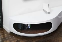 SalesFever Lowboard | MDF-Holz | B 200 X T 50 X H 30 Cm | Weiß Hochglanz – Walnuss Matt -SalesFever ba74d360 3c0a 464c 840e 5e21eca6fabb